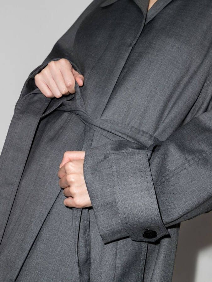 Low Classic Trenchcoat met enkele rij knopen Grijs