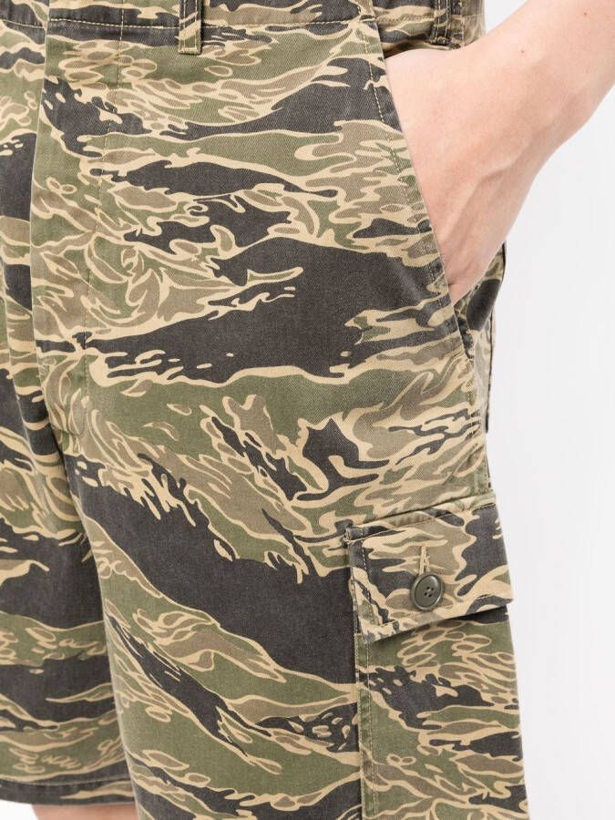 Maharishi Shorts met camouflageprint Groen