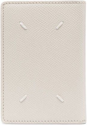Maison Margiela Leren pasjeshouder met vier stiksels Beige