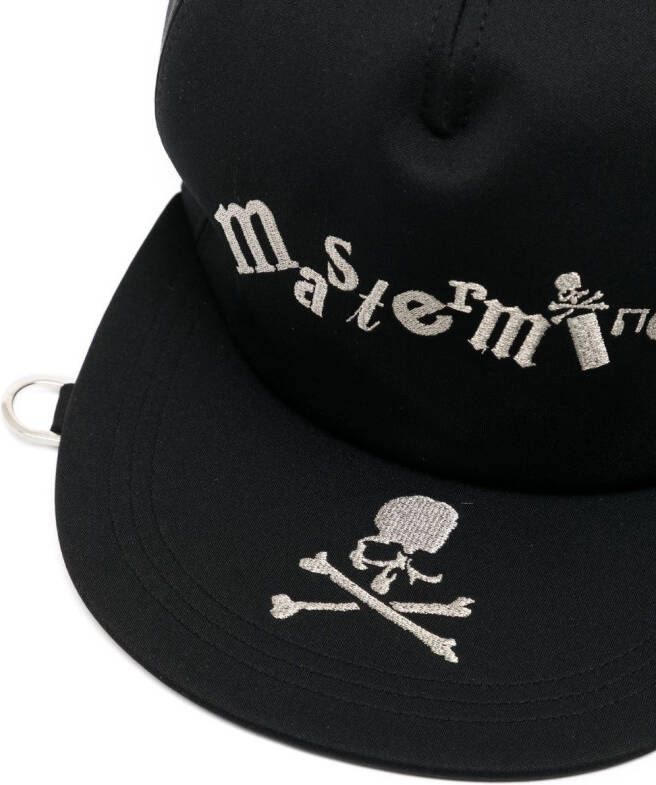 Mastermind Japan Pet met geborduurd logo Zwart