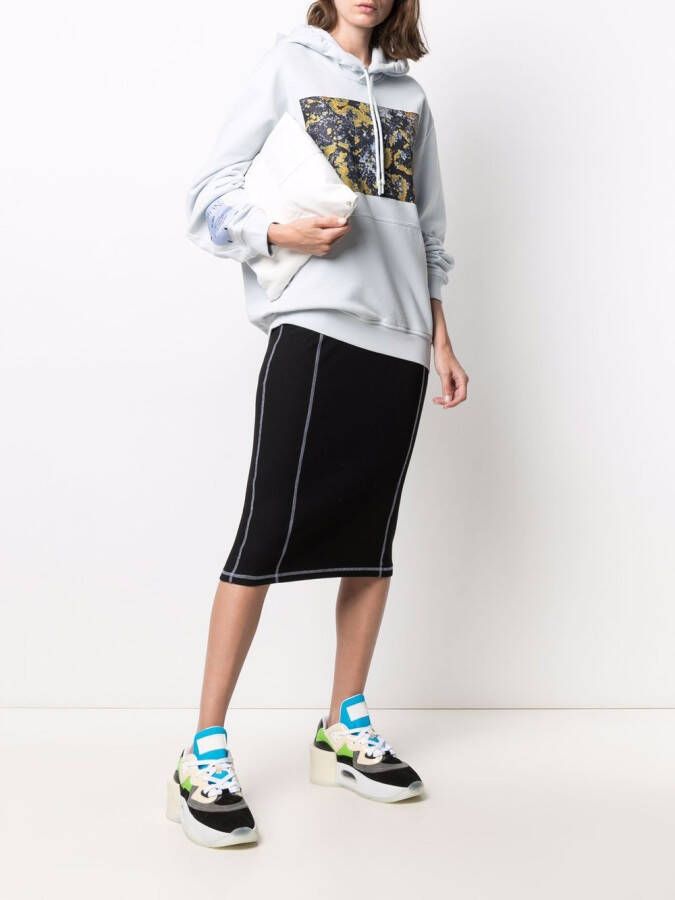 MCQ Hoodie met logopatch Blauw