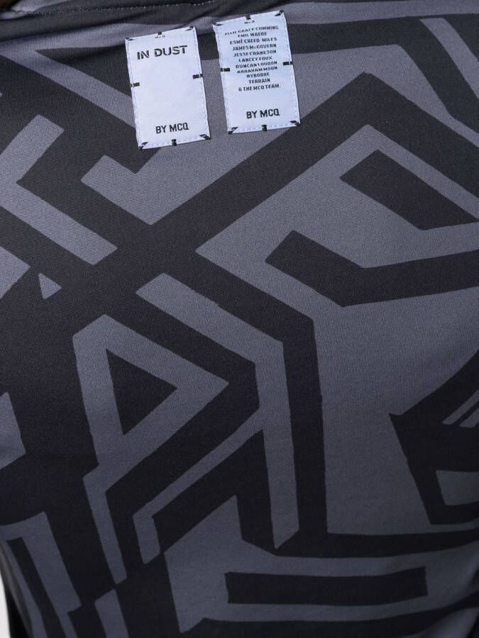 MCQ Top met geometrische print Zwart