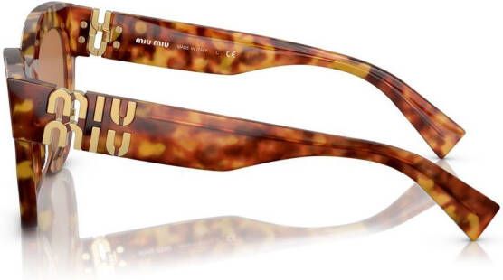 Miu Eyewear Zonnebril met cat-eye montuur Groen
