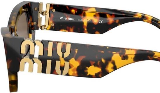Miu Eyewear Zonnebril met rechthoekige montuur Bruin