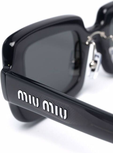 Miu Eyewear Zonnebril met vierkant montuur Zwart