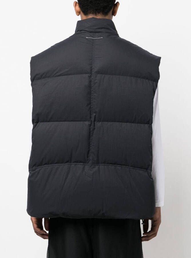 MM6 Maison Margiela Bodywarmer met hoge hals Zwart