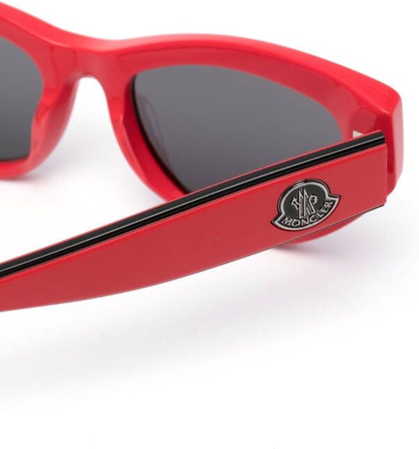 Moncler Eyewear Modd zonnebril met cat-eye montuur Rood