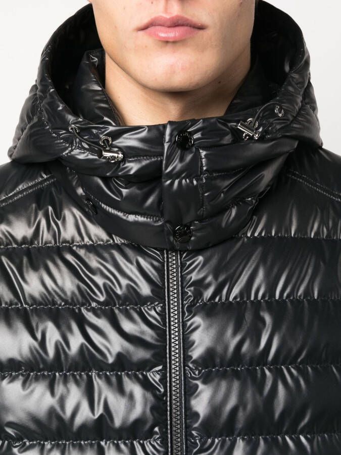 Moncler Donsjack met logopatch Zwart