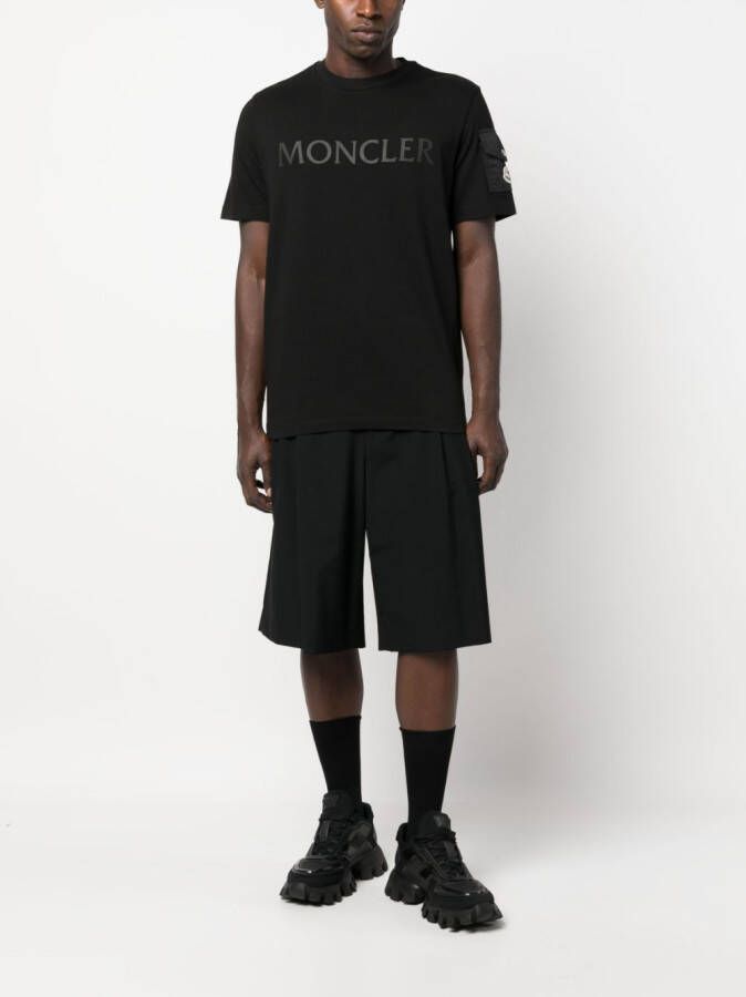 Moncler T-shirt met logoprint Zwart