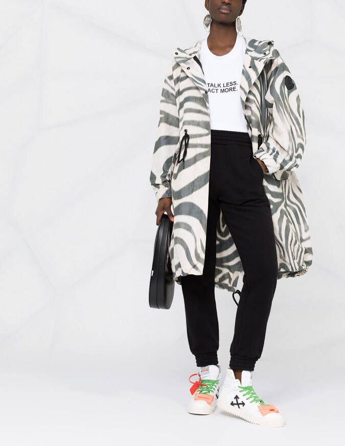 Moncler Parka met zebraprint Beige