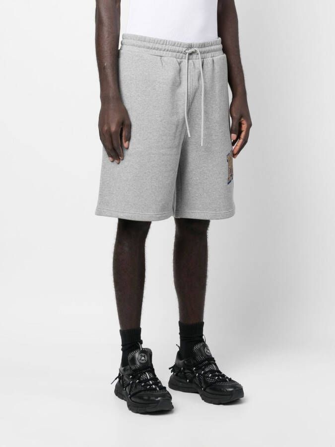 Moncler Shorts met logoprint Grijs