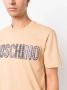 Moschino T-shirt met logopatch Beige - Thumbnail 5