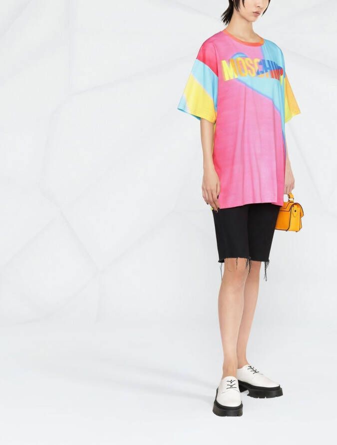 Moschino T-shirt met logoprint Roze