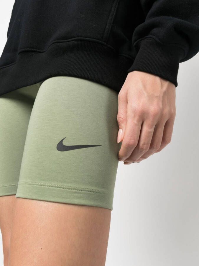 Nike Fietsshorts met logoprint Groen