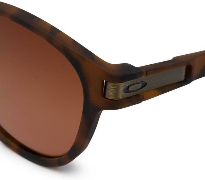 Oakley Latch zonnebril met rond montuur Bruin