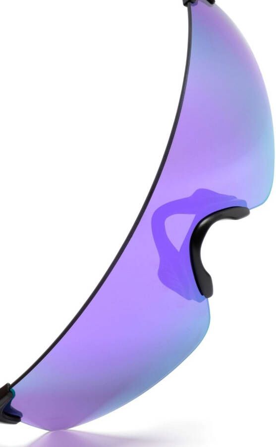 Oakley Zonnebril met spiegelende glazen Zwart