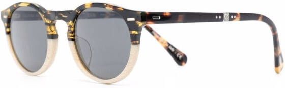 Oliver Peoples Zonnebril met schildpadschild design Beige