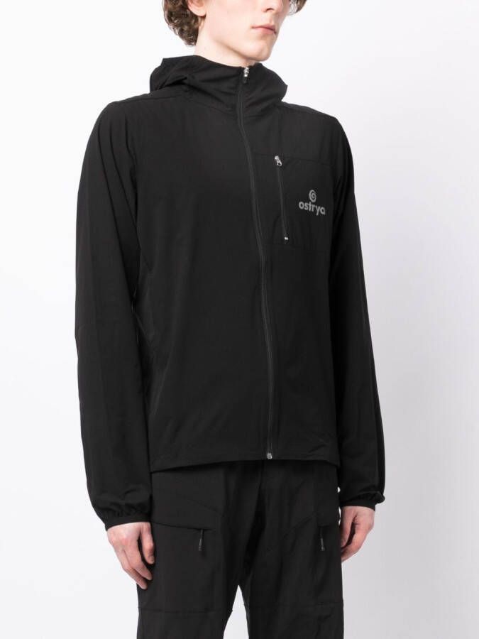 Ostrya Jack met logoprint Zwart