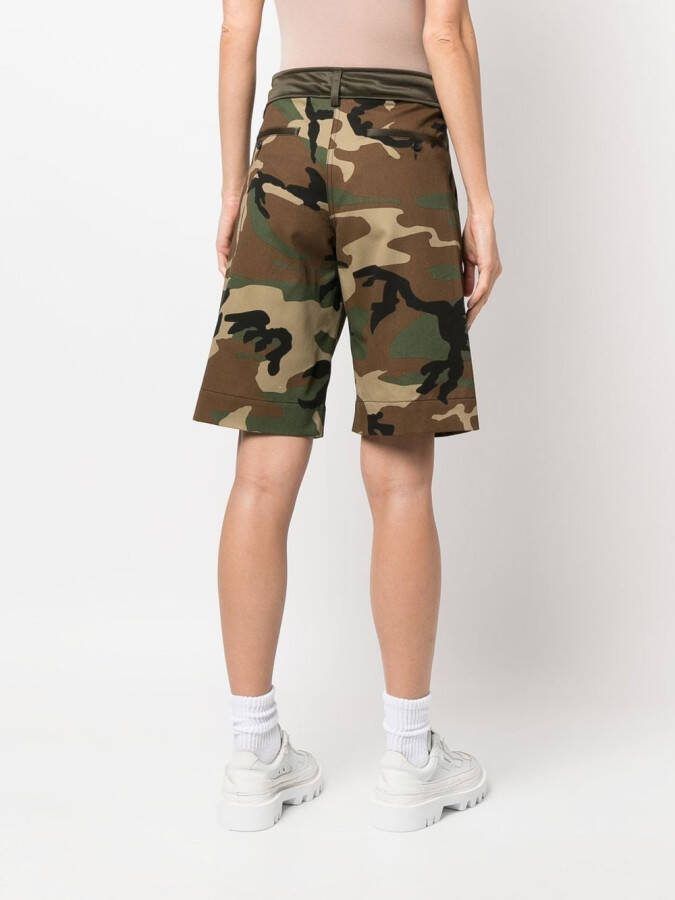 Palm Angels Shorts met camouflageprint Groen