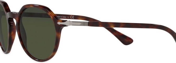 Persol Zonnebril met schildpadschild design Bruin