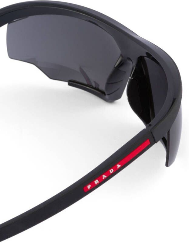 Prada Eyewear Linea Rossa Impavid zonnebril Zwart