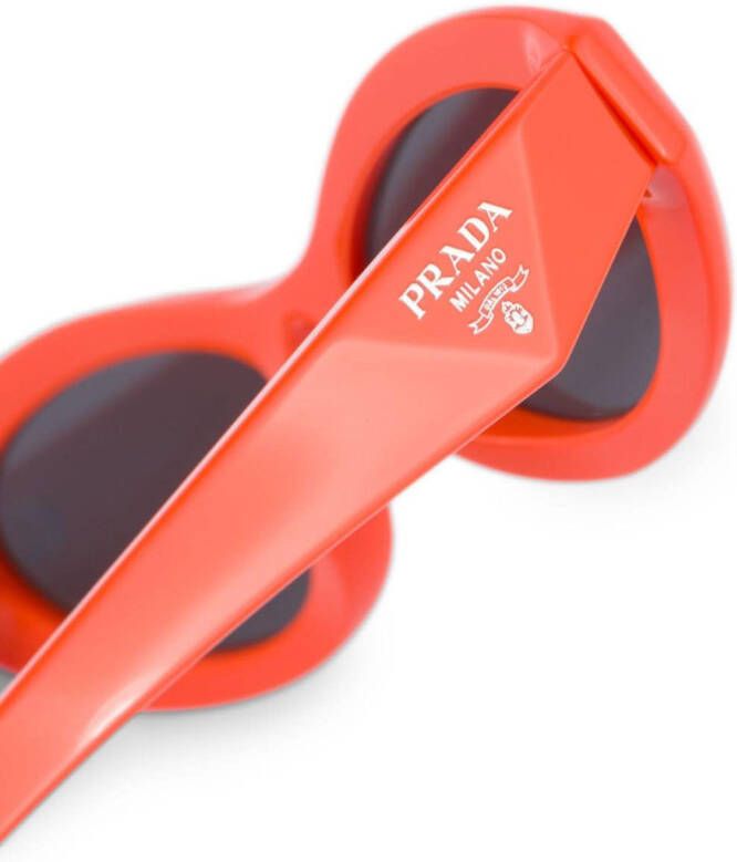 Prada Eyewear Symbole zonnebril met ovaal montuur Oranje