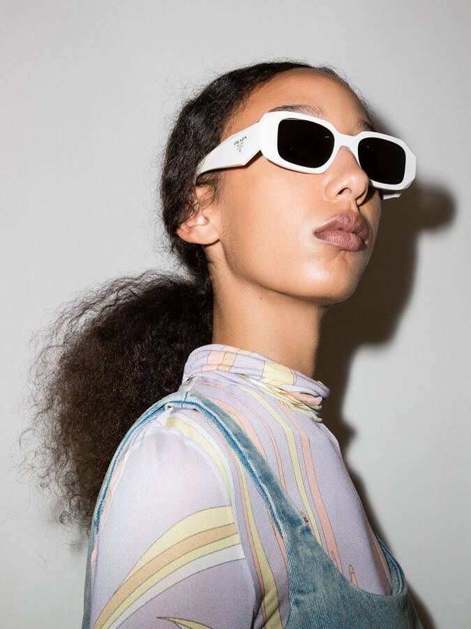 Prada Eyewear Symbole zonnebril met geometrisch montuur Wit