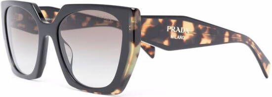 Prada Eyewear Zonnebril met cat-eye montuur Bruin