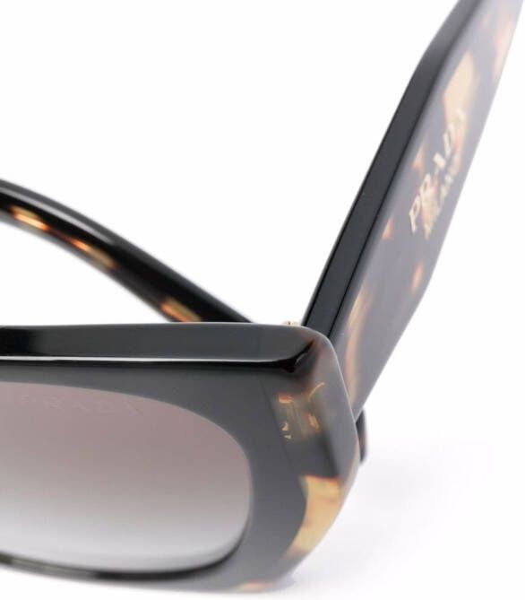 Prada Eyewear Zonnebril met cat-eye montuur Bruin