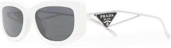 Prada Eyewear Zonnebril met logoplakkaat Wit