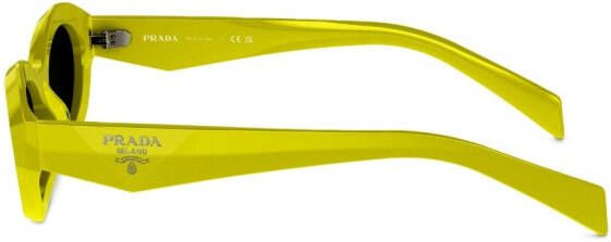Prada Eyewear Zonnebril met ovalen montuur Bruin
