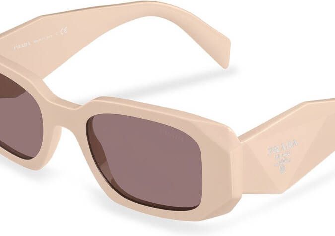 Prada Eyewear Runway zonnebril met oversized montuur Grijs