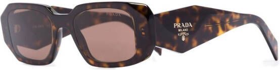 Prada Eyewear Zonnebril met schildpadschild design Bruin