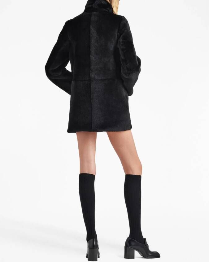 Prada Lammy coat Zwart