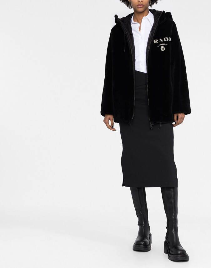 Prada Omkeerbare lammy coat Zwart