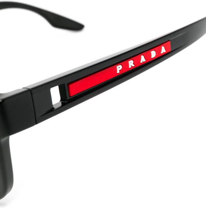 Prada Eyewear Zonnebril met getinte glazen Zwart