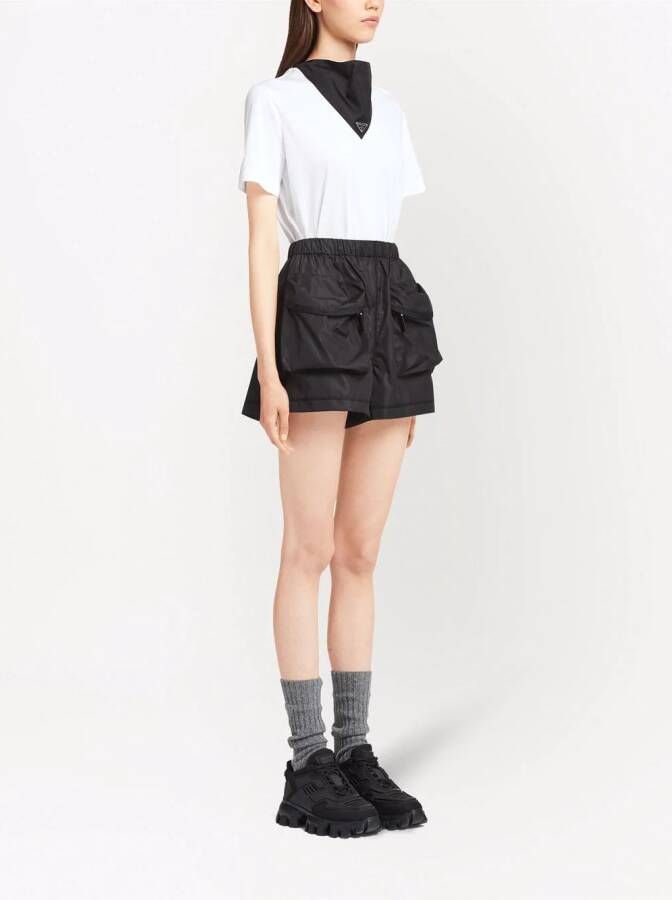 Prada Re-Nylon shorts met buidel Zwart