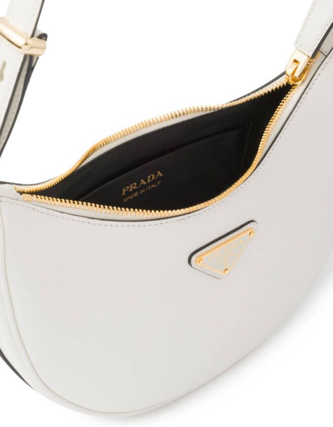 Prada Arqué schoudertas met patch Wit
