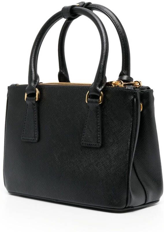 Prada Schoudertas met logoplakkaat Zwart