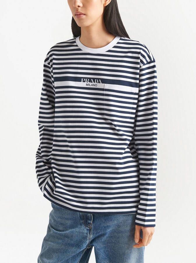 Prada Gestreept T-shirt met logoprint Blauw