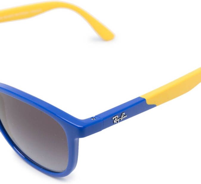 RAY-BAN JUNIOR Zonnebril met rond montuur Blauw
