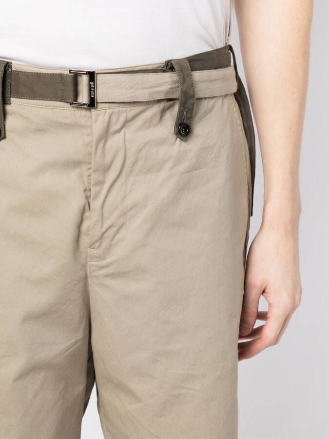 sacai Bermuda shorts met ceintuur Groen