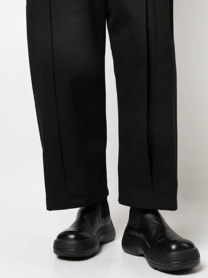 SAGE NATION box-pleat wide-leg trousers Zwart