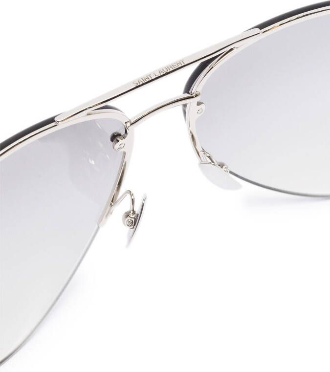 Saint Laurent Eyewear Classic 11M zonnebril met piloten montuur Zilver