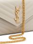 Saint Laurent Cassandra portemonnee met ketting Beige - Thumbnail 5