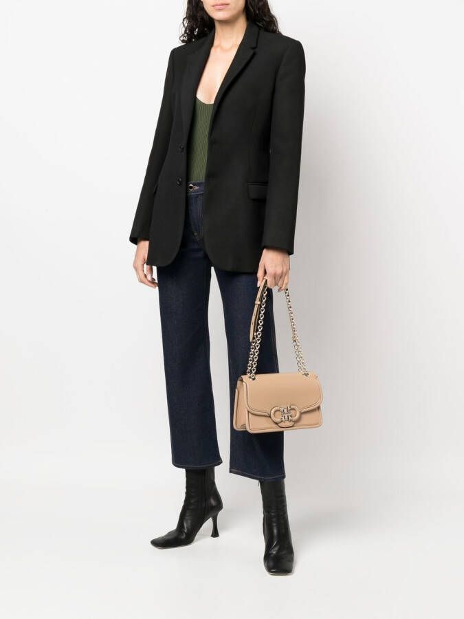 Ferragamo Schoudertas met logoplakkaat Beige