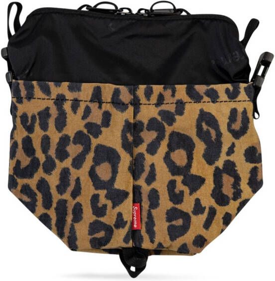 Supreme Nektas met luipaardprint Bruin