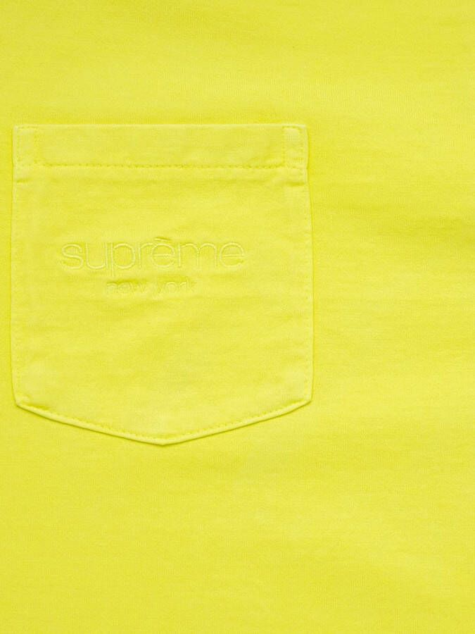 Supreme T-shirt met geverfde zak Geel