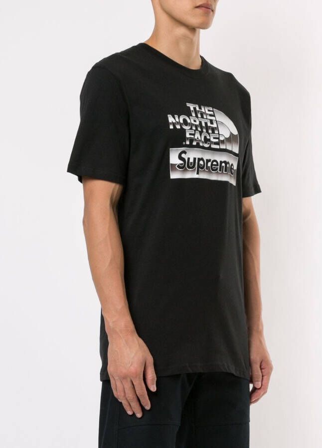 Supreme T-shirt met metallic logo Zwart
