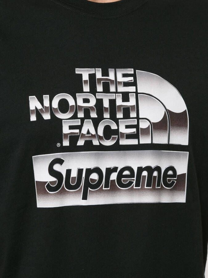Supreme T-shirt met metallic logo Zwart